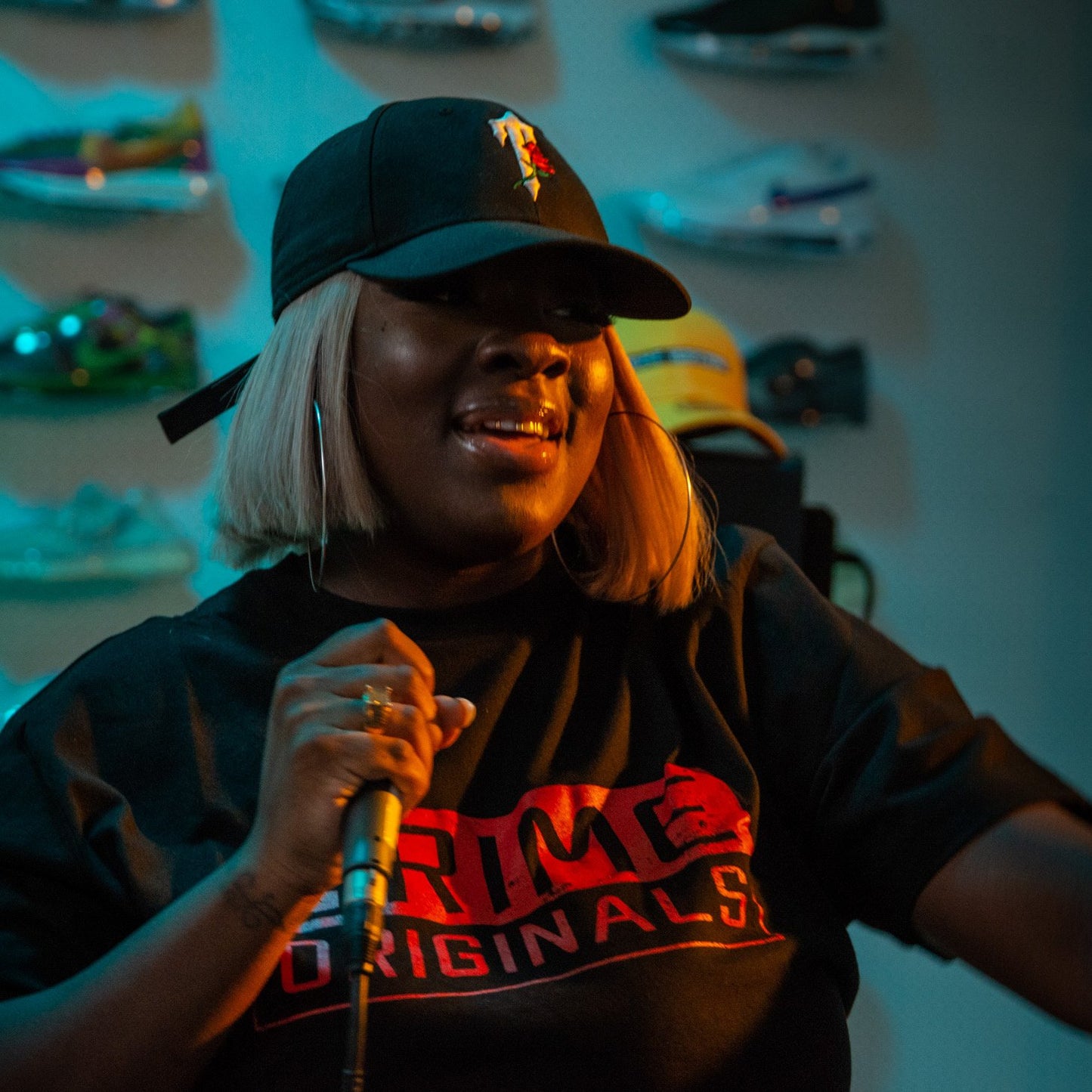 Big Box Black T-shirt (Black/Red)